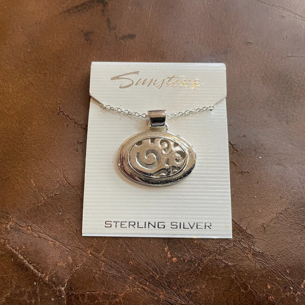 Sterling Silver 18" Necklace w/ Pendant